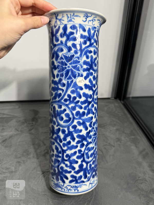 清晚期青花缠枝花卉纹帽筒 - 图3